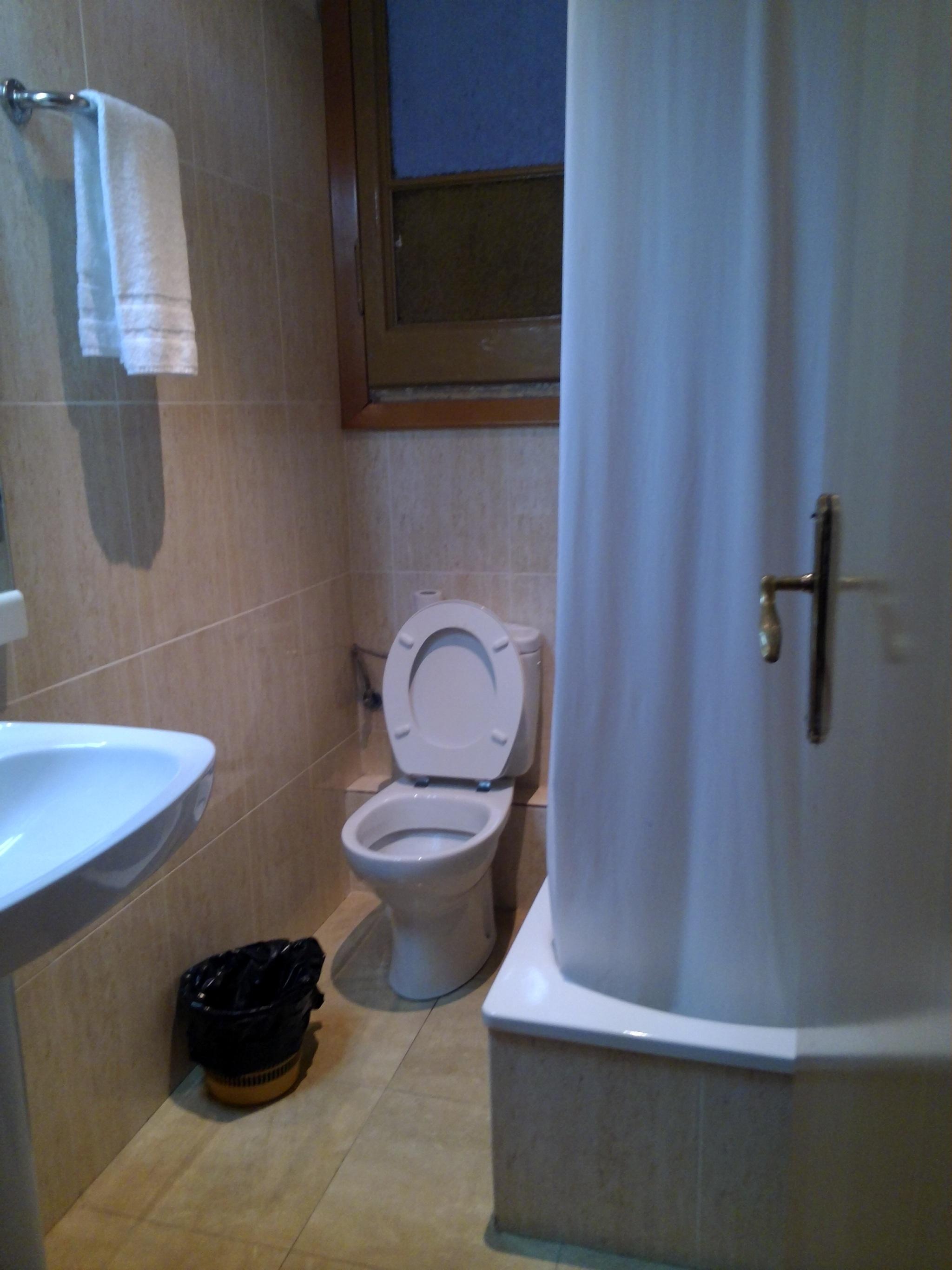 Hostal Balmes Centro Barcelona Exteriör bild