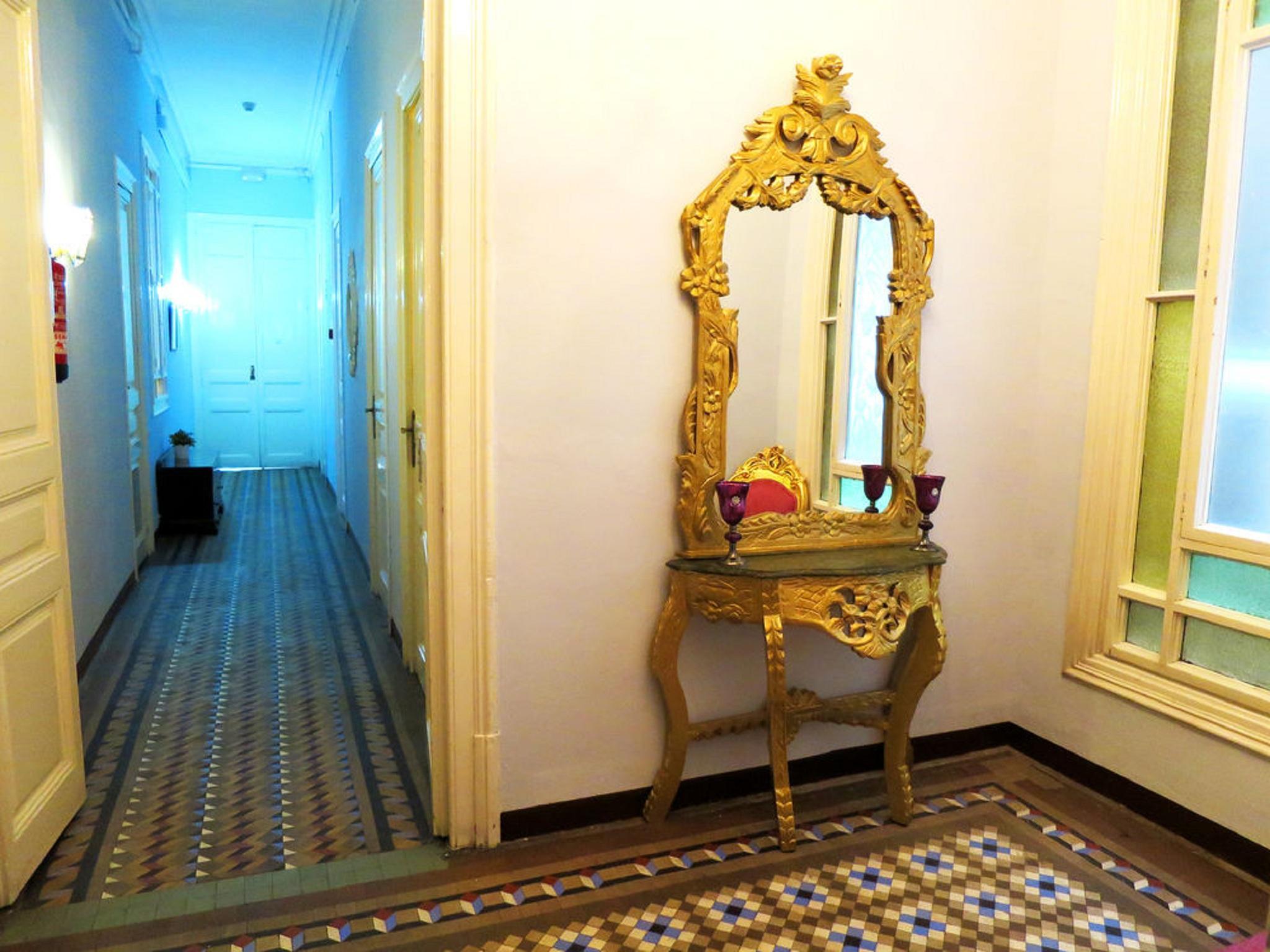Hostal Balmes Centro Barcelona Exteriör bild
